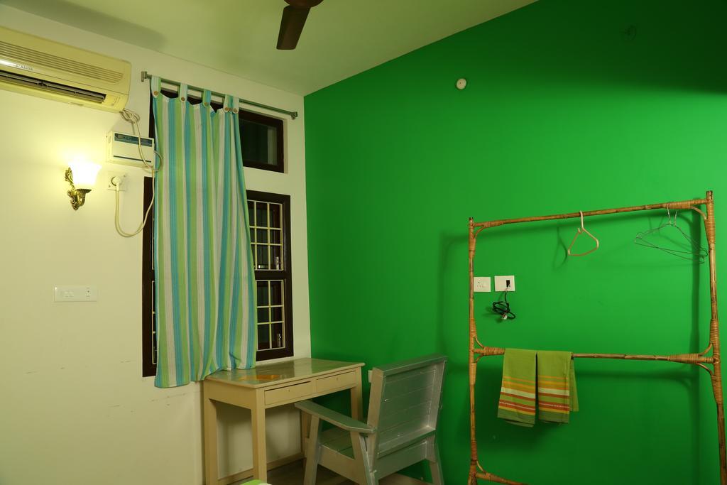 La Maison Radha Pondicherry Phòng bức ảnh